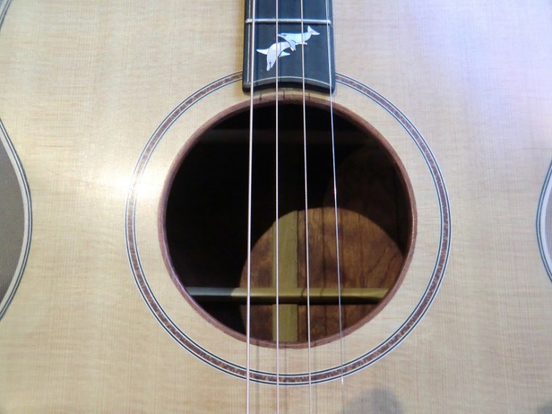 tenor soundhole binding.jpg