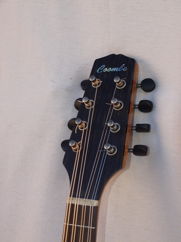 Headstock.JPG