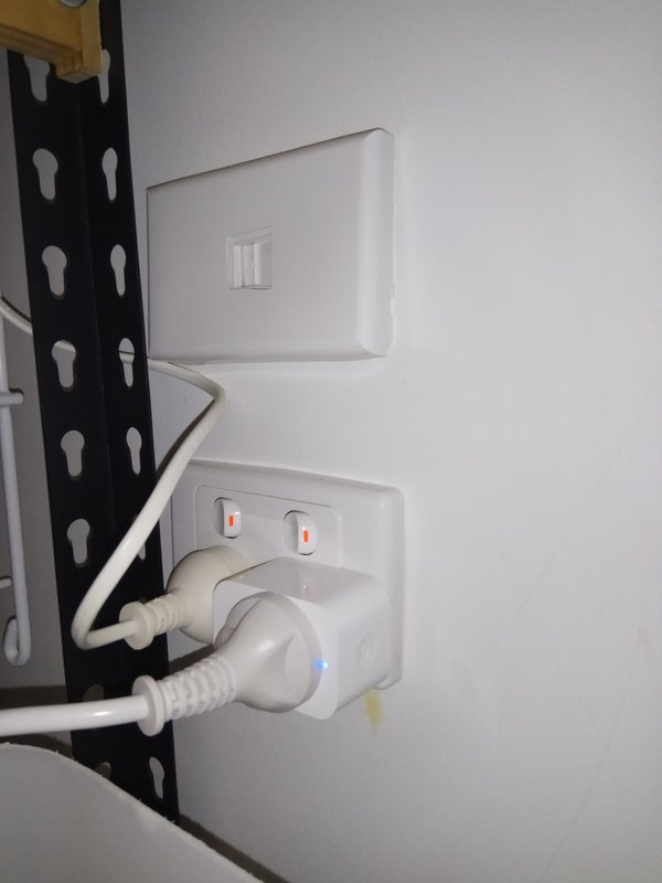 3Smartplug.jpg