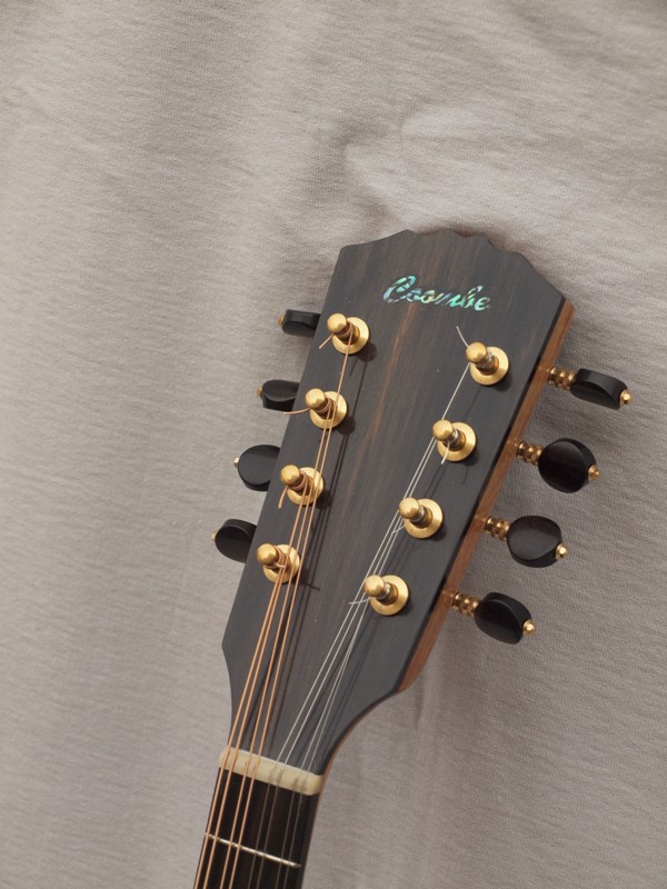 Headstock.JPG