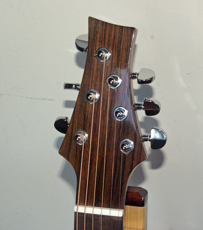 Headstock2 small.jpg