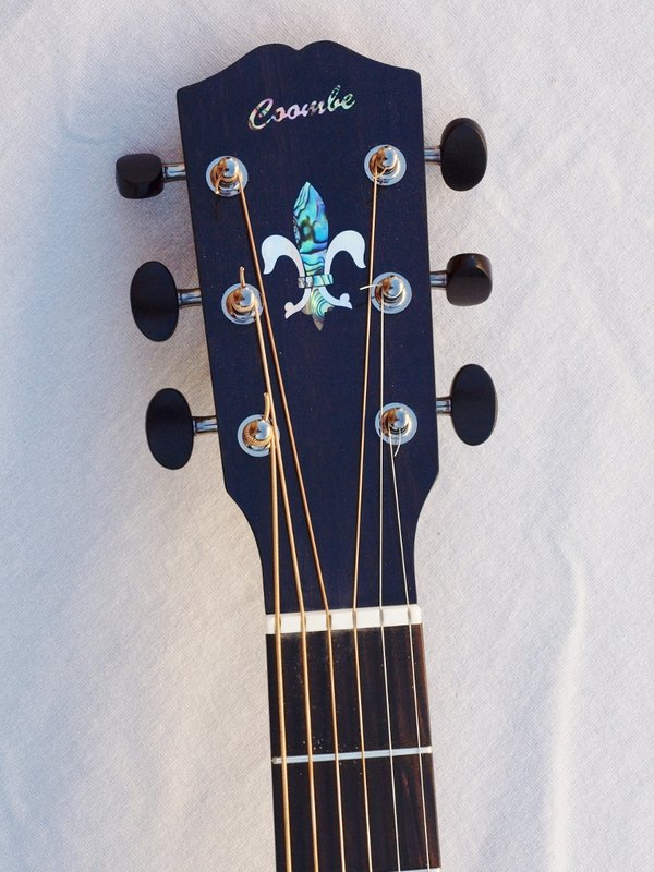 Headstock.jpg