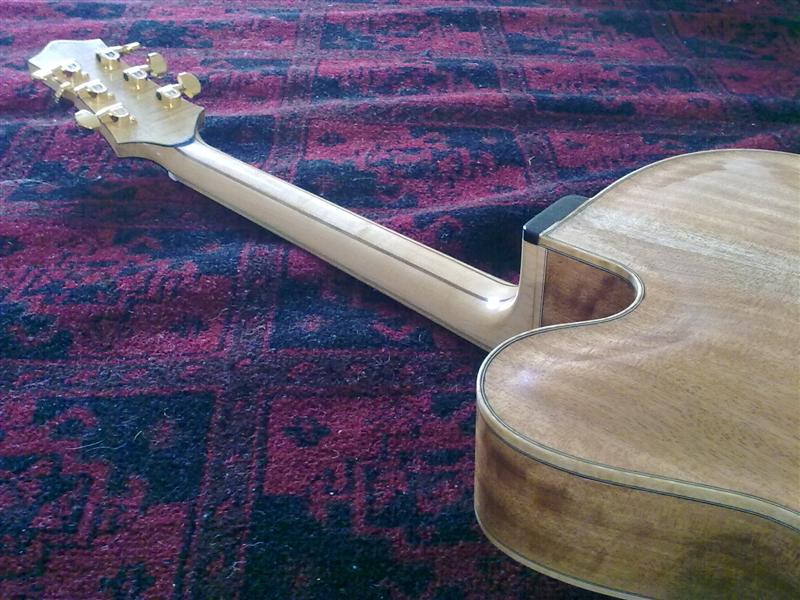 Kauri Archtop 3.jpg